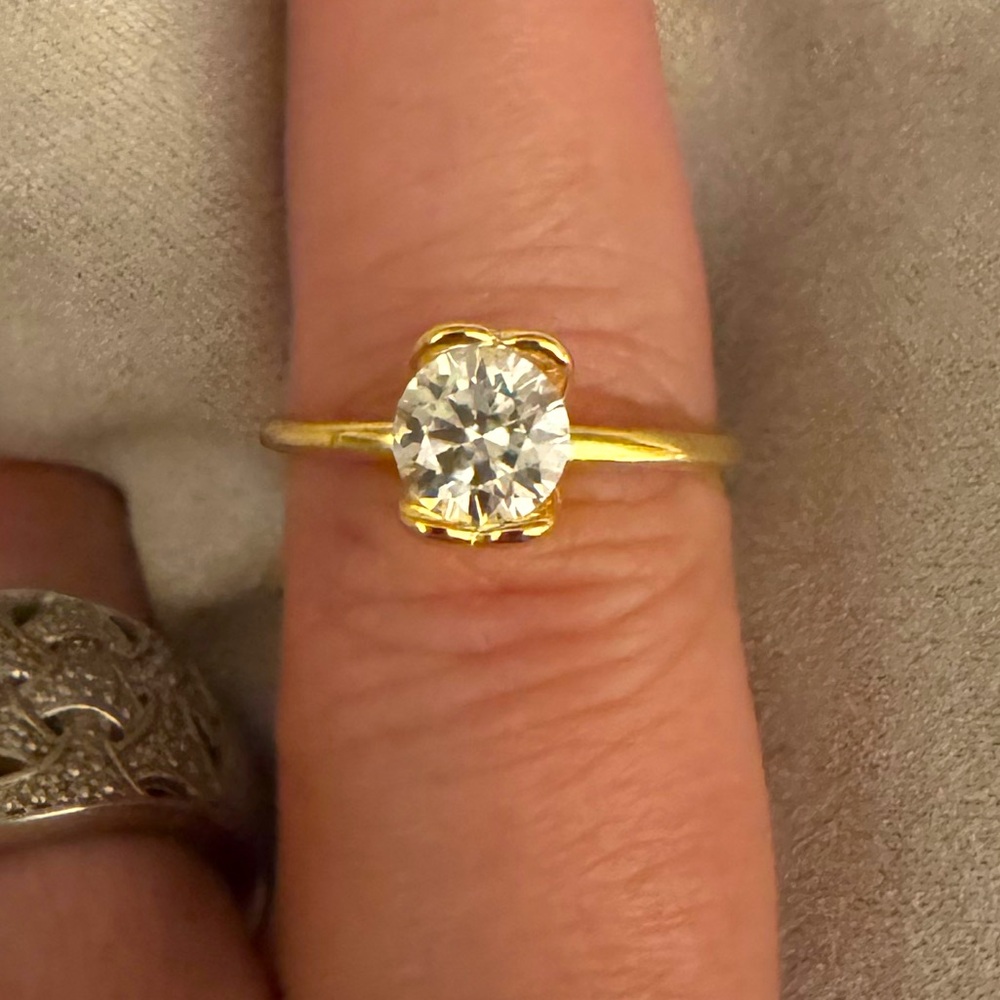 Gold Vermeil 925 Sterling Silvery 1 Carat Moissanite Ring